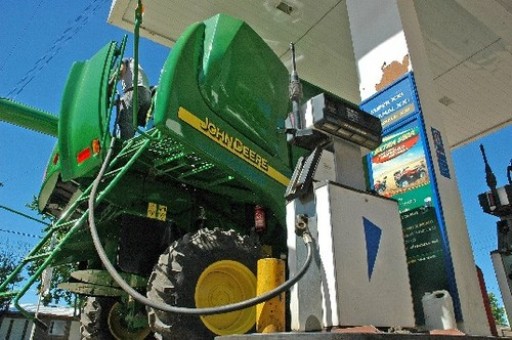 Analizan medidas para reforzar el suministro de gasoil para el campo