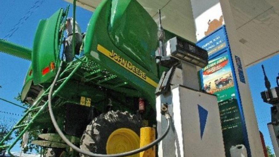 Analizan medidas para reforzar el suministro de gasoil para el campo