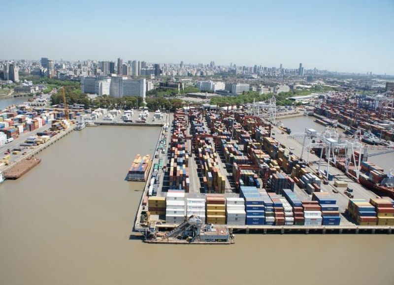 Levantan bloqueo al Puerto de Buenos Aires