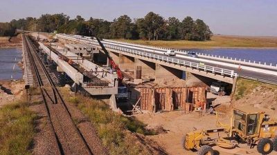El gobierno bonaerense garantizó la continuidad de las obras del Salado