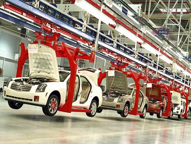 Fuerte caída en la industria automotríz en junio 