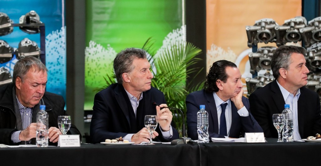 Fabricantes de 'fierros' reclaman que 60% de componentes sea 'nacional'