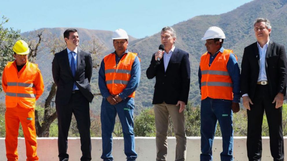 Macri inaugur obras para el rea tabacalera de Salta
