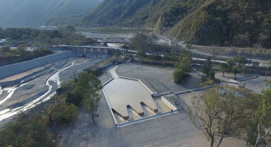 Macri inauguró obras para el área tabacalera de Salta