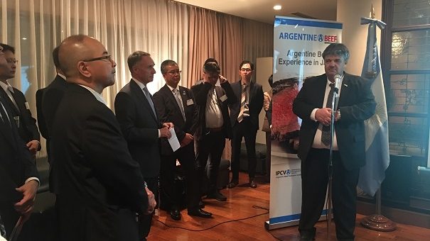 Mostrando la calidad de la carne argentina en Tokio