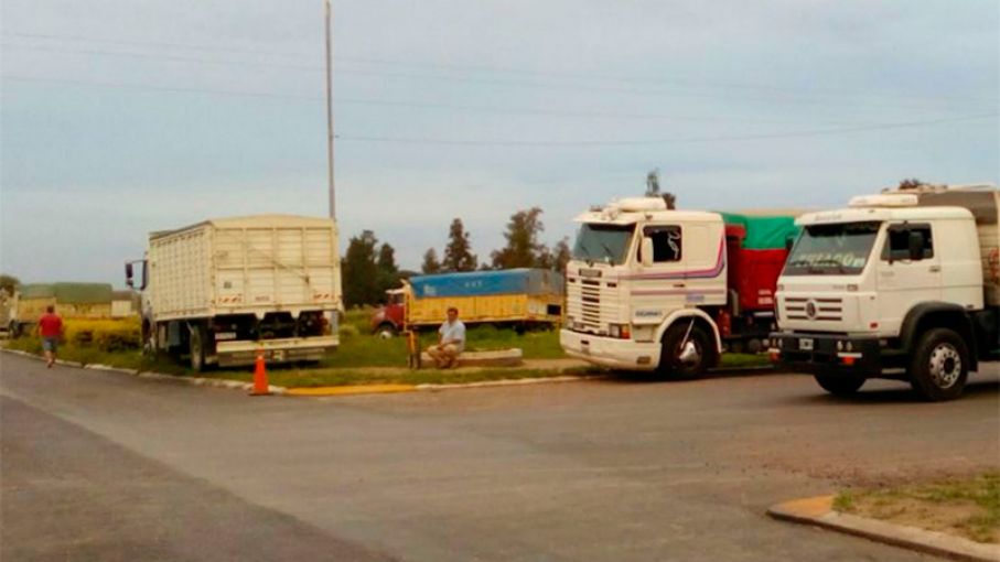 Los transportistas de cargas de Tucumán comenzaron el paro