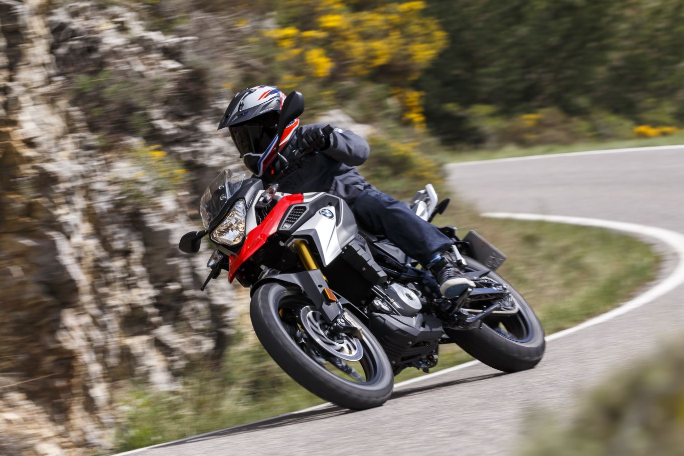 Hasta fin de mes, la BMW G 310 GS o R se puede adquirir en 6 cuotas fijas y sin interés.