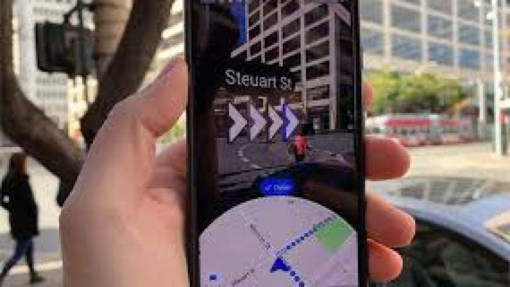 Cmo navegar por Google Maps con realidad aumentada