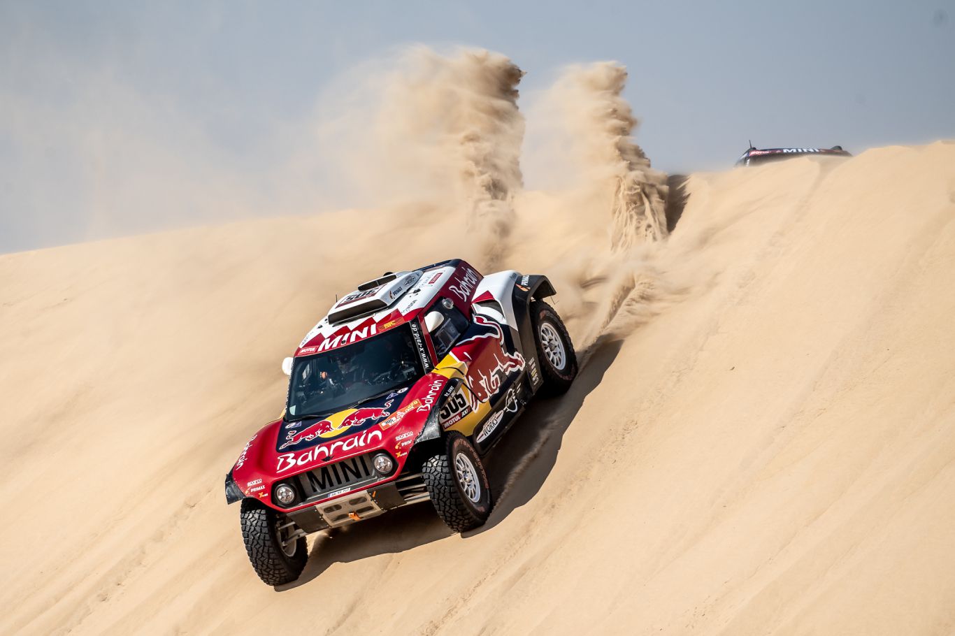 Carlos Sainz, al mando de un MINI John Cooper Works Buggy, se adjudicó el Rally Dakar 2020.