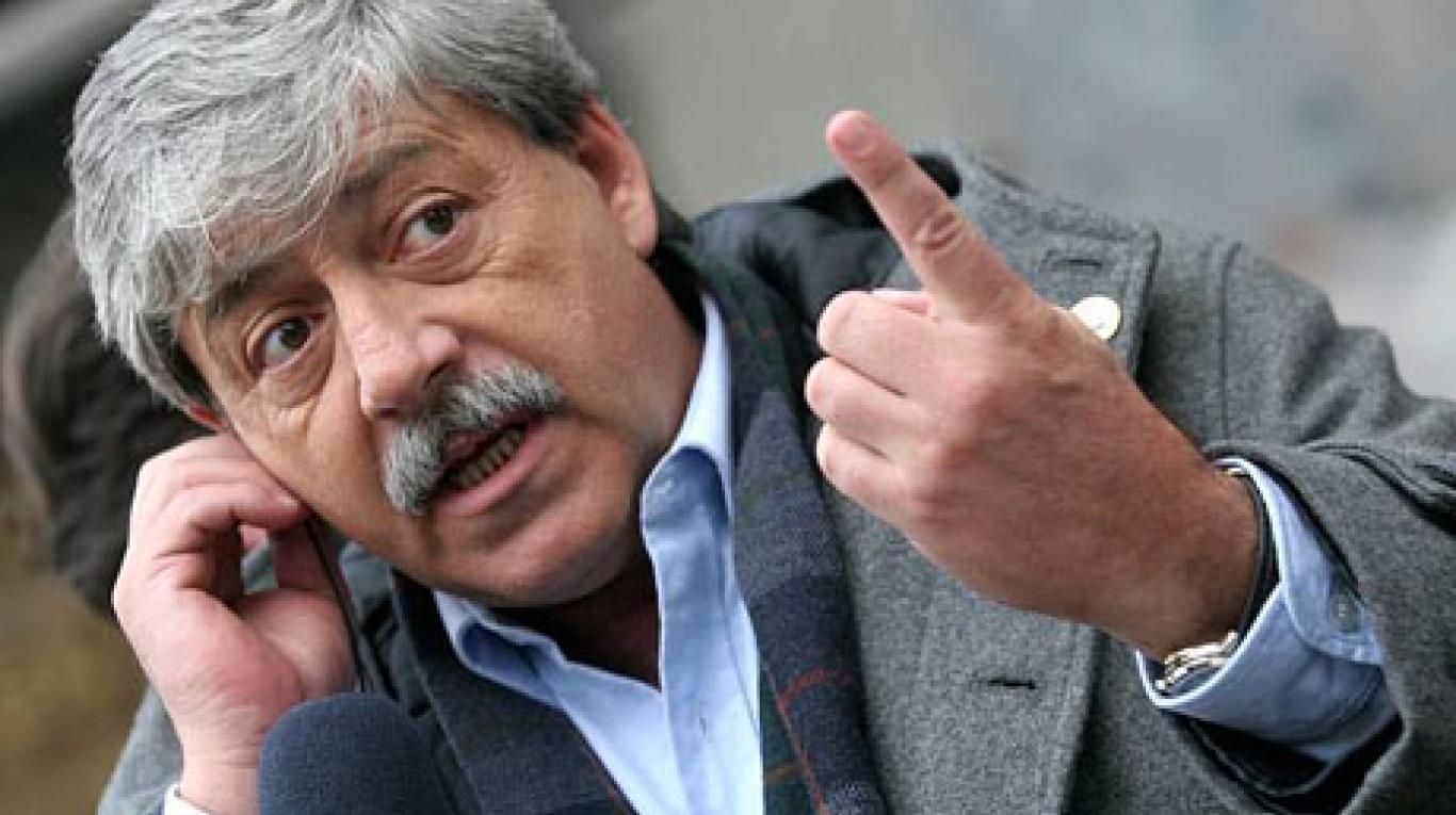 Eduardo Buzzi: "Este Gobierno es mentiroso y psiquiátrico"