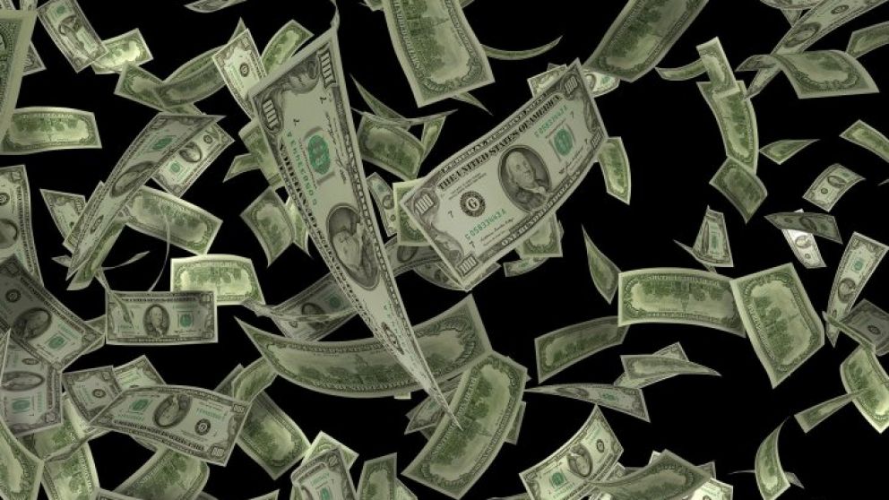 El dlar oficial cerr a $76,05 y el contado con liquidacin cae 0,7%, a $ 117,67