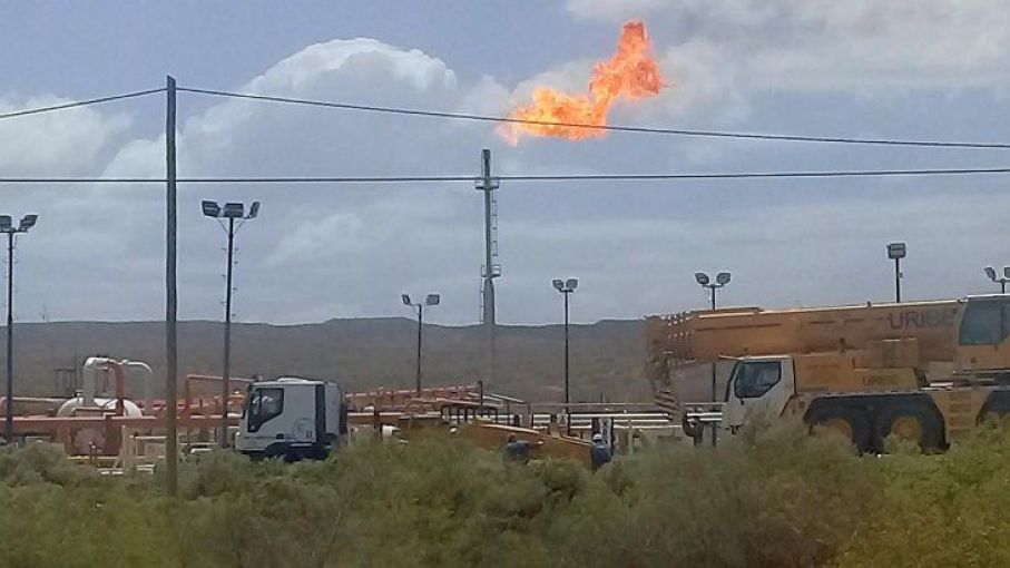 Petróleo: el Gobierno le puso precio al 'barril criollo', 45 dólares 