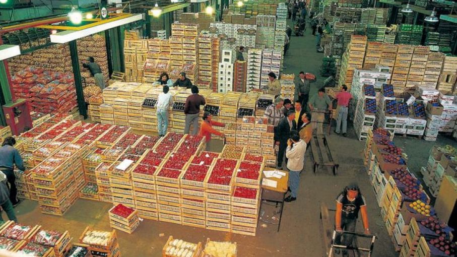 Mayoristas del Mercado Central bajan 20% el precio de frutas y verduras