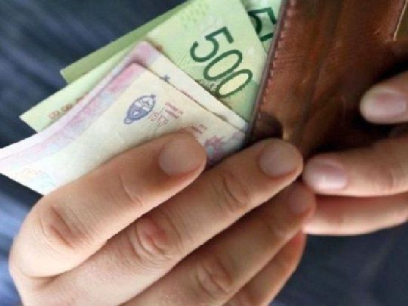 Los impuestos se llevan un 25 % de los salarios