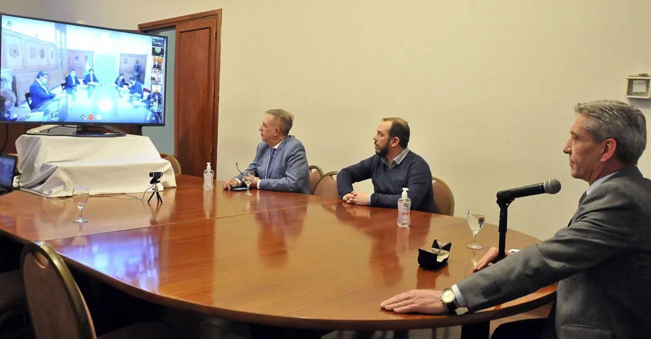 Postergan hasta mediados de septiembre el pago de préstamos de 17 provincias