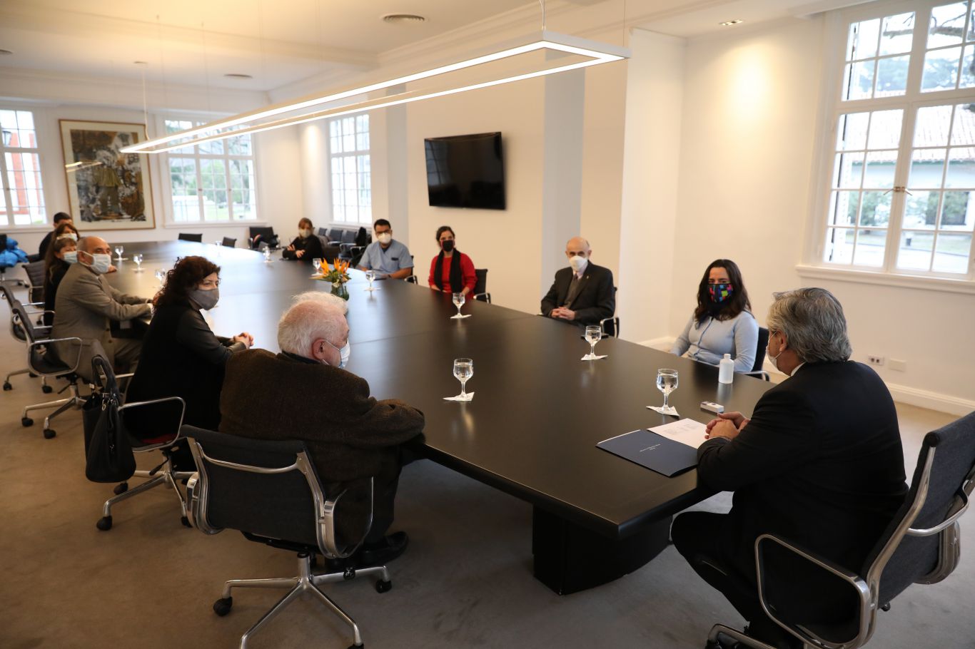 El Presidente se reunió con un grupo de terapistas y trabajadores de la salud