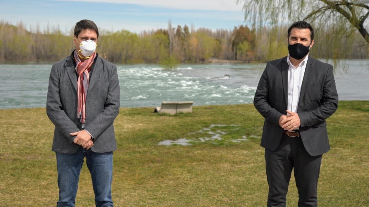 Darío Martínez recibió en Neuquén al CEO de YPF