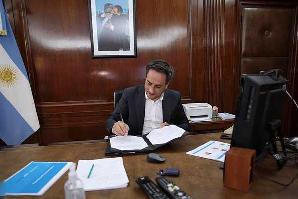 Ambiente Nación destina $40 millones para apoyar el acceso al agua en NOA y CUYO