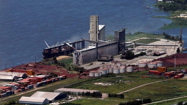 Piden esfuerzos a la Cámara de Puertos Privados para destrabar el conflicto gremial de aceiteros