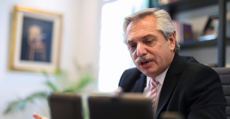 "El año que viene va a haber vacuna; tenemos negociaciones y acuerdos con todos"