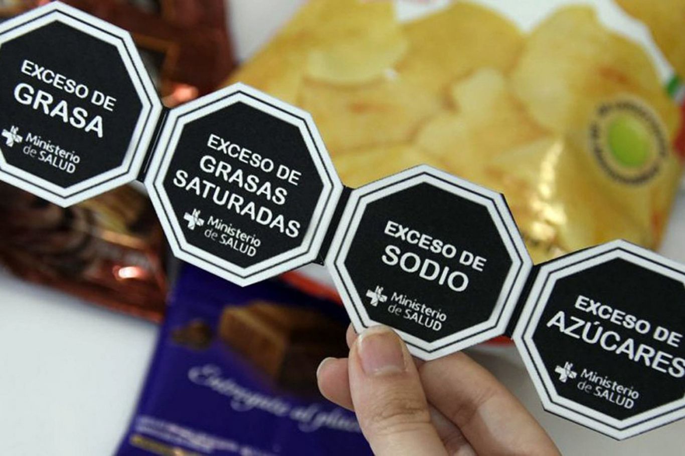 Definen al proyecto de ley de Etiquetado como "herramienta para empoderar" a consumidores