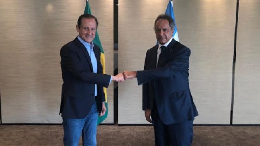 Scioli pide llegar con más productos argentinos a las góndolas de Brasil