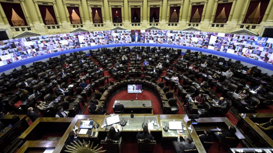 Diputados debatirán "Impuesto a la Riqueza"