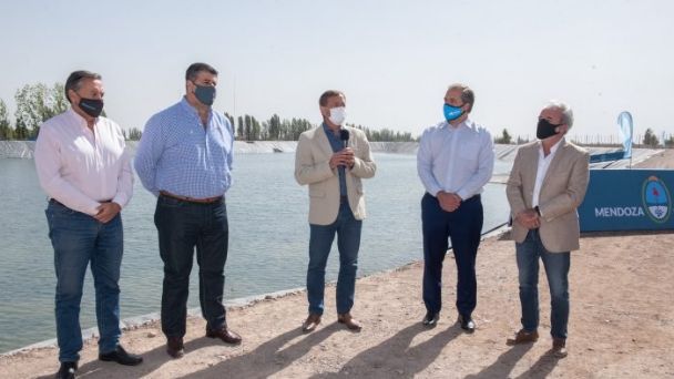 Inauguran reservorio que beneficiará a casi mil hectáreas de riego