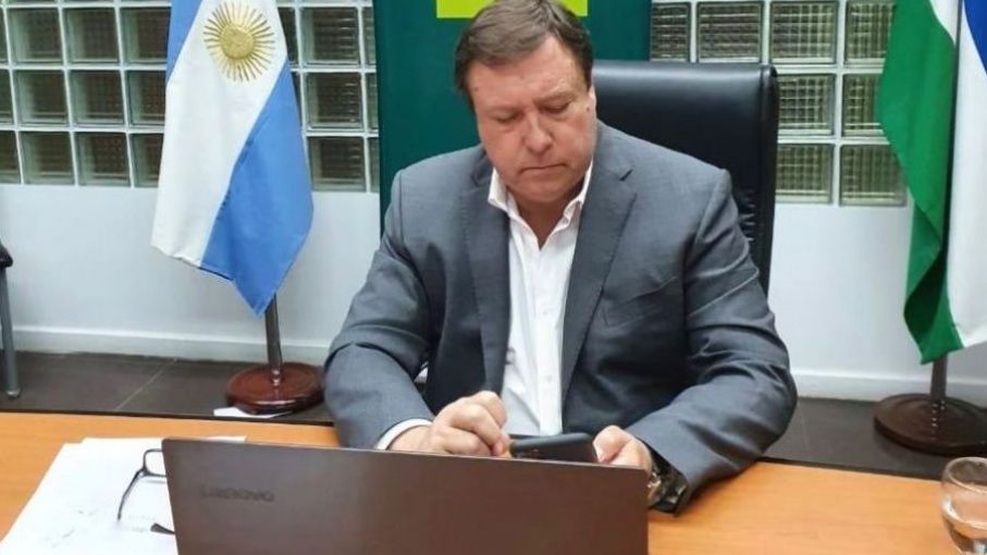 "Si un ministro de Economía no le puede dar certezas a los senadores, menos se lo va a dar al pueblo",