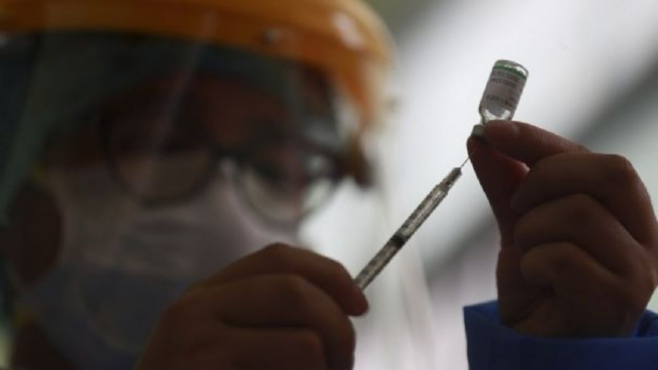 "En los próximos días comenzarán a inscribir a los docentes para recibir la vacuna"