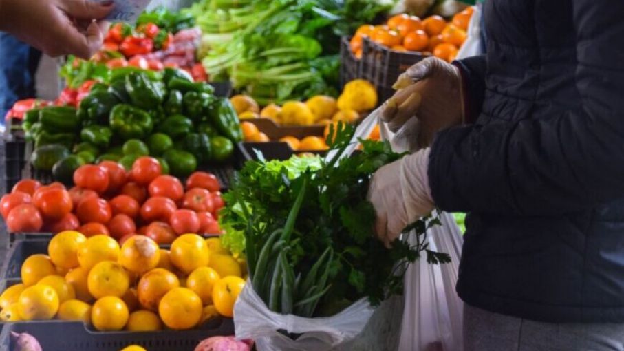La confianza del consumidor cayó en noviembre por segundo mes consecutivo