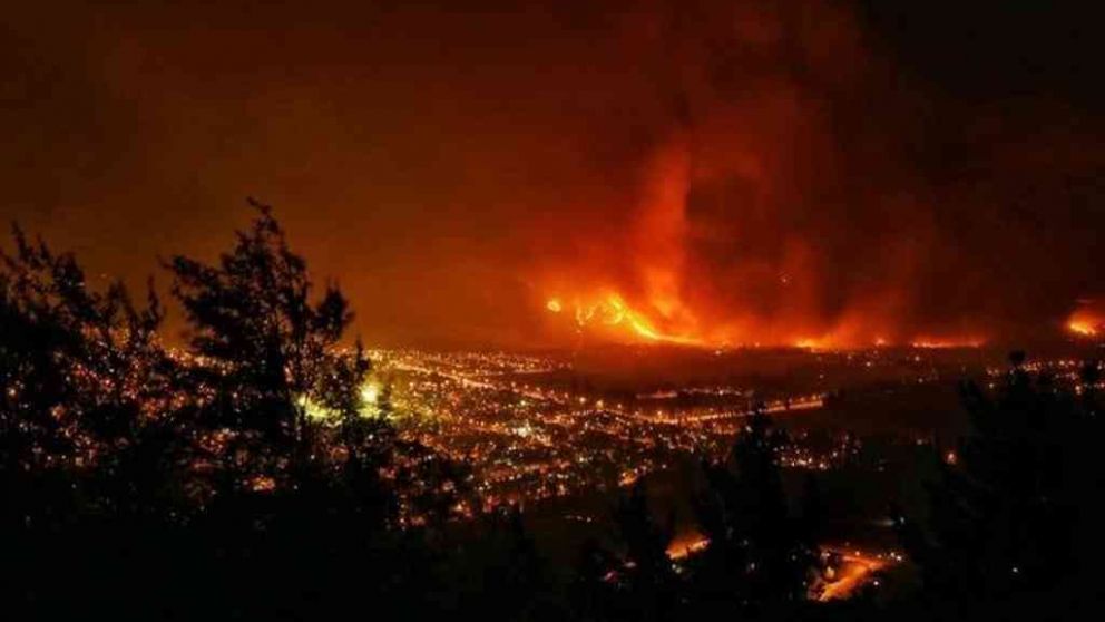 Una tormenta elctrica provoc tres incendios en la cordillera de Chubut que ya fueron sofocados