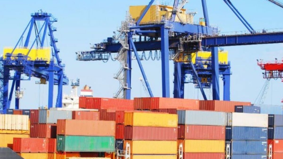 Otro fuerte superávit comercial en febrero permitió reforzar la balanza de pagos