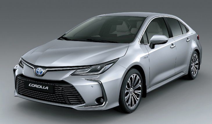 Crecen ventas de autos "ecológicos" en la Argentina: Toyota domina el mercado
