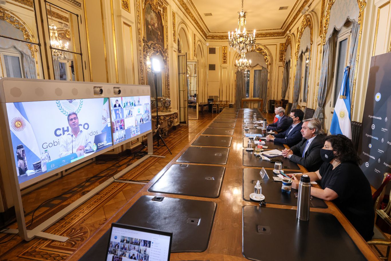 El Presidente finaliza hoy ronda de consulta con gobernadores, antes de adoptar nuevas medidas