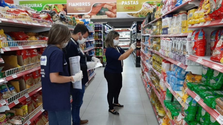 El Gobierno lanzó Súper Cerca que contará con 70 productos con precios fijos en todo el país