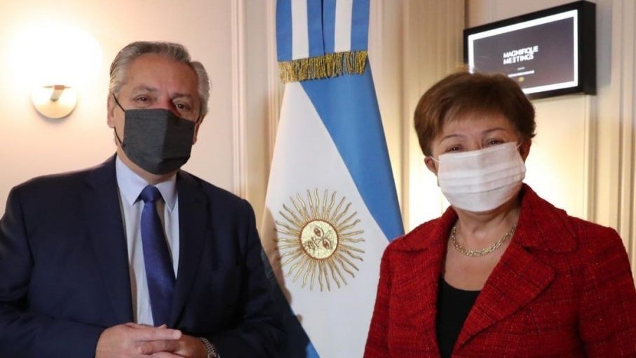 FMI afirma que continúa trabajando en estrecha colaboración con Argentina