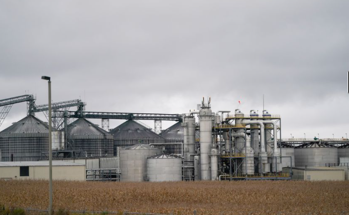 La Corte Suprema de EE. UU. Respalda a refinerías en disputa por exención de biocombustibles