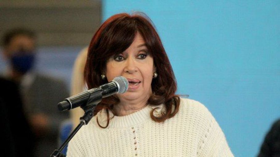 Cruzaron a Cristina Kirchner por defender el cepo a la carne