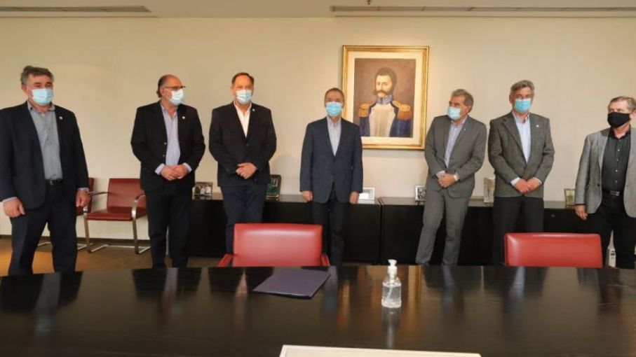 Piden levantar cupo a exportaciones de carnes y eliminación gradual de retenciones
