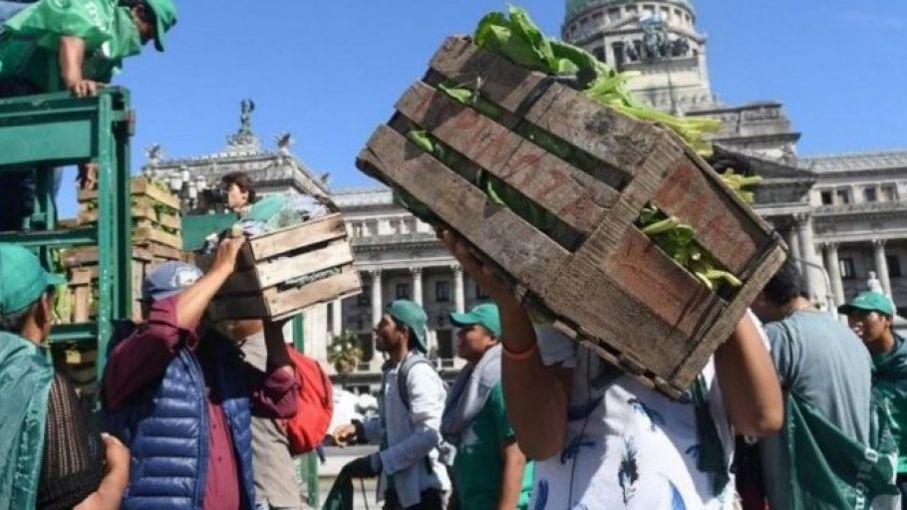 La Mesa Agroalimentaria Argentina realizará hoy un "verdurazo" y donará 20.00 kilos de alimentos