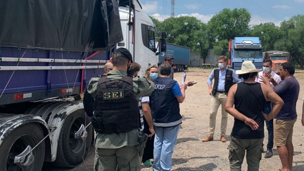 Incautan 502 toneladas de soja que iban a ser exportadas a Paraguay