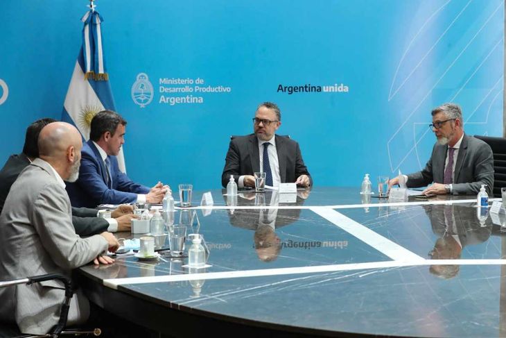 ADEFA se reunió con Matías Kulfas y le reclamó la sanción de la ley de Promoción de Inversiones