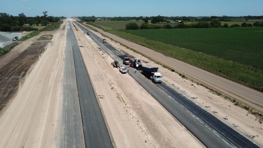 Comenzaron las obras de un nuevo tramo en la autopista Ruta Nacional 7