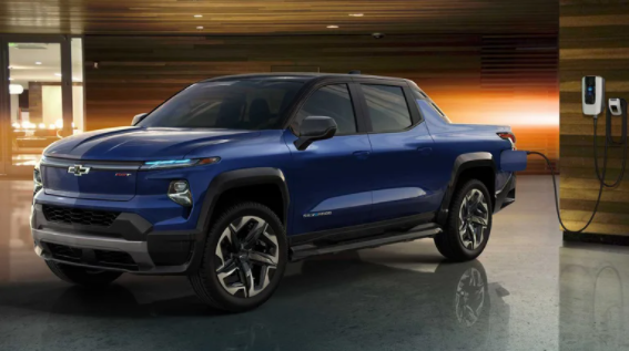 La nueva pick-up Silverado eléctrica ocupa el centro de la escena en Las Vegas
