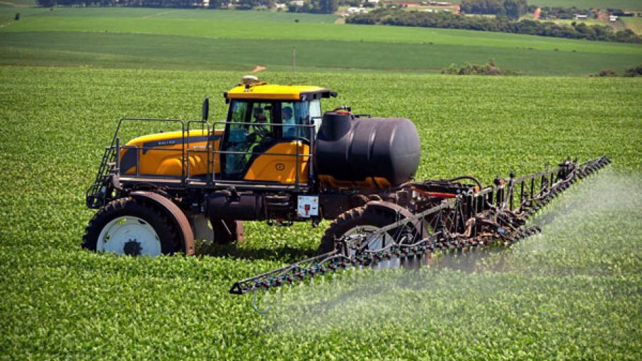 La facturación por la compra de maquinaria agrícola subió 69,8% en el tercer trimestre