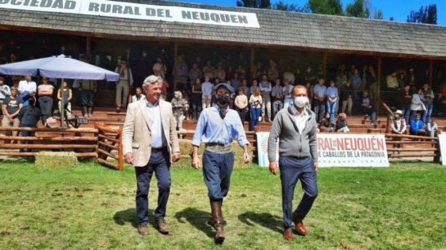 El presidente de la SRA cuestionó las políticas del Gobierno con el sector