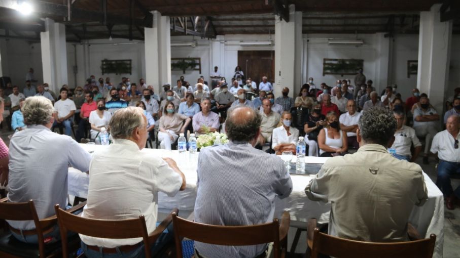 "Más de medio millón de hectáreas prendidas fuego"