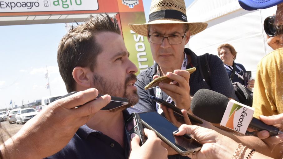 El diputado Tetaz impulsa un proyecto de ley para que "las retenciones pasen a ser historia en Argentina"