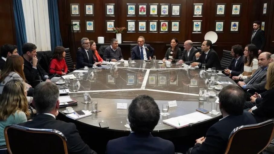 Scioli acordó con empresas de consumo masivo